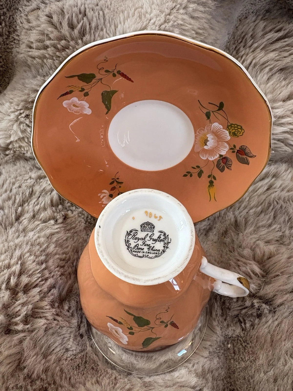 Royal Grafton Fine Bone China Teacup & Saucer- English- Gold Trim- Peach -Pings