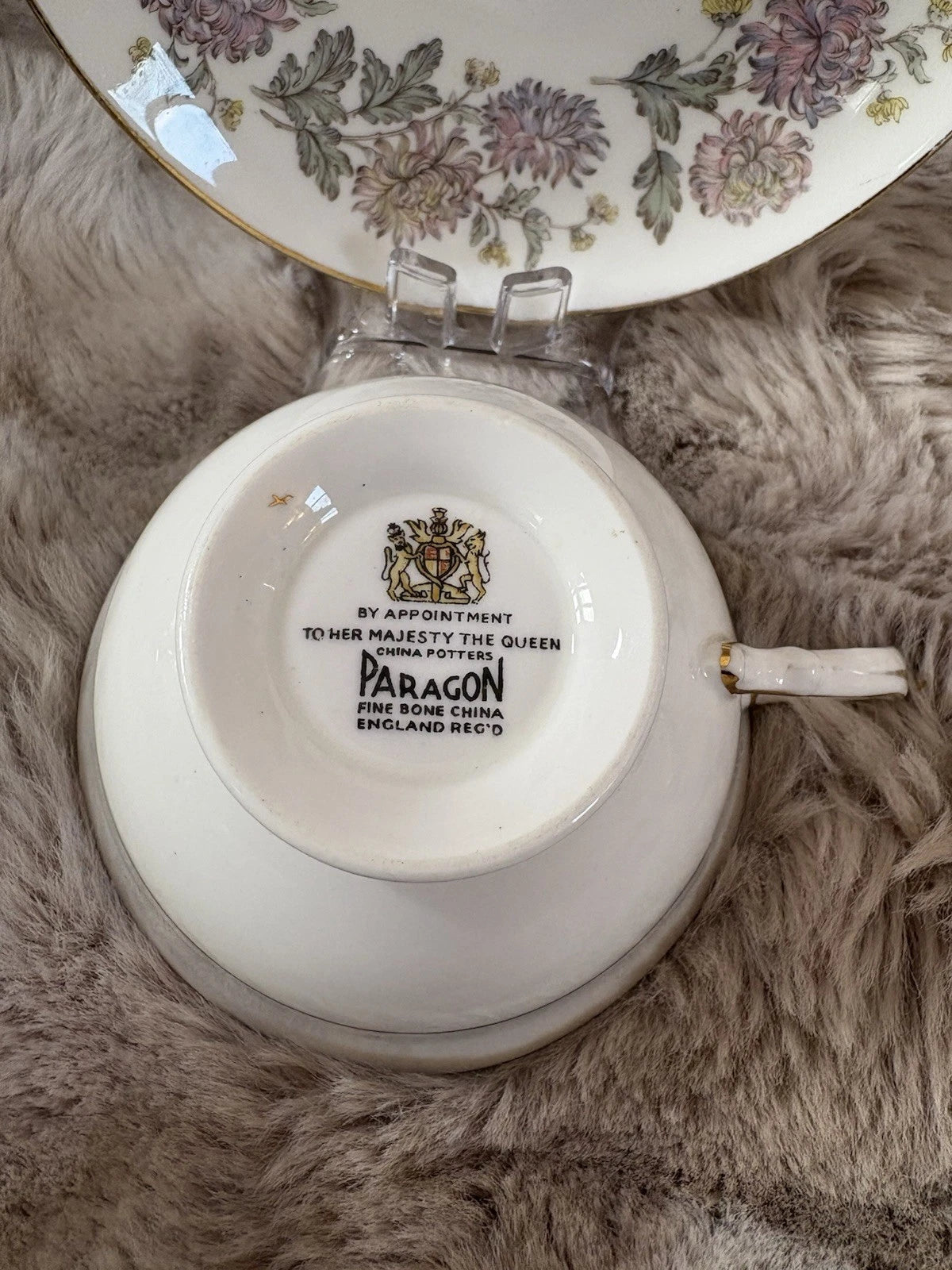 Paragon Chrysanthemums - Fine Bone China - Teacup & Saucer - England - Pings