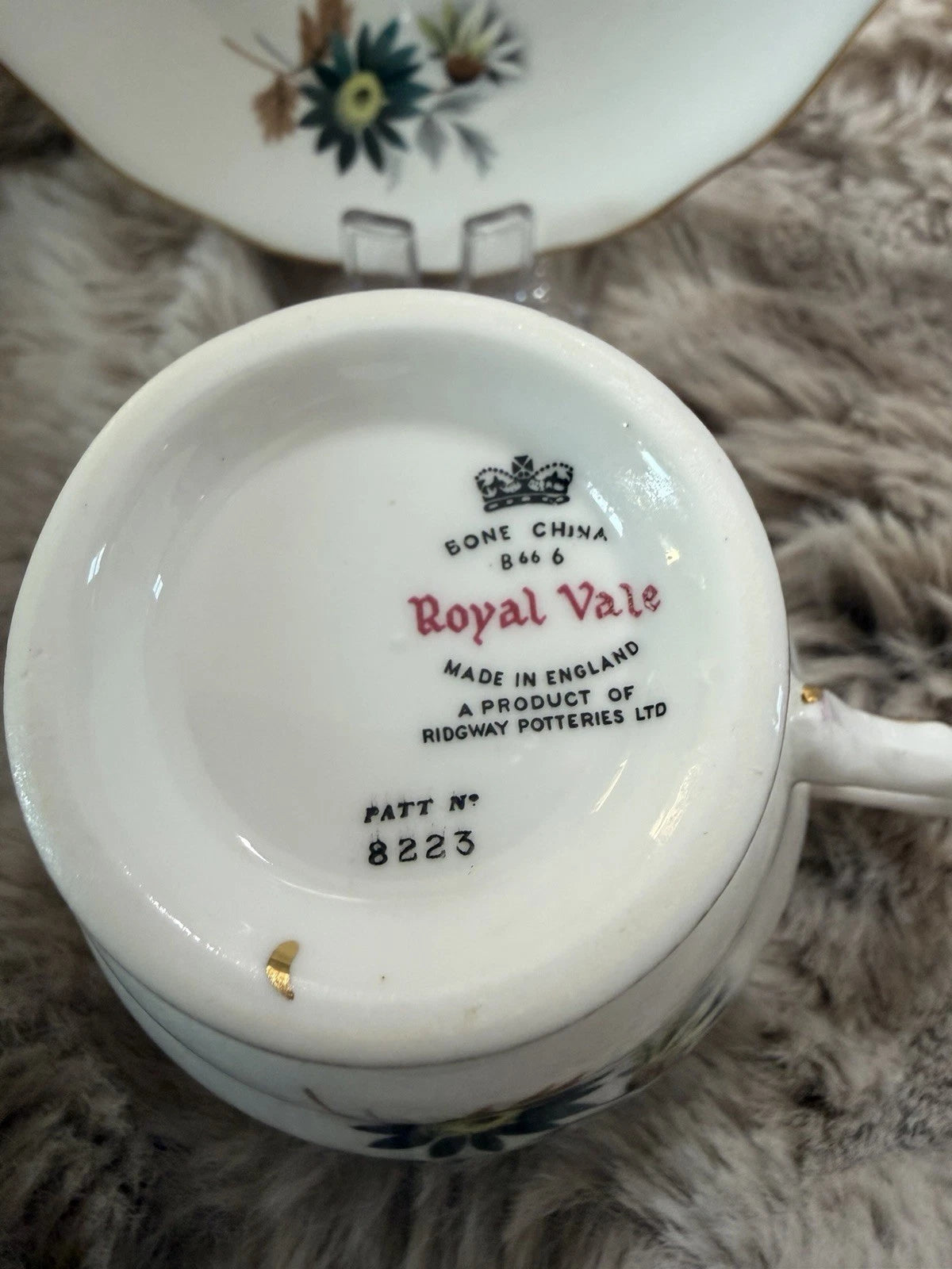 Royal Vale Tea Cup And Saucer - Pings