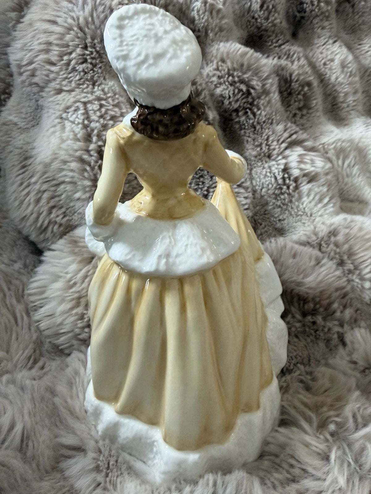 Royal Doulton rare Vintage NATASHA. HN 4154. Mint. Designed by N. Pedley