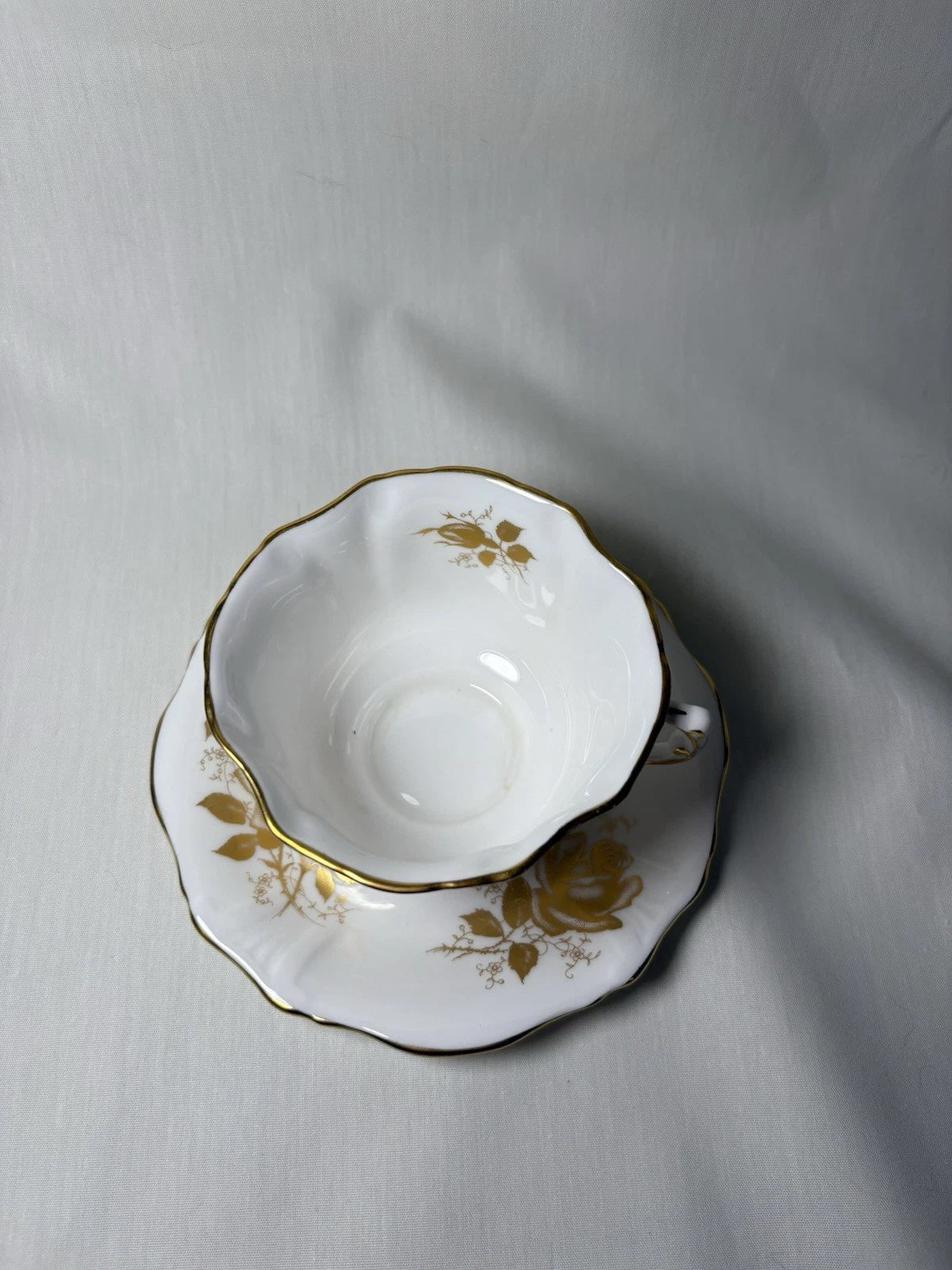 Royal Albert Golden Glory Bone China Teacup & Saucer England Gold Roses- Pings