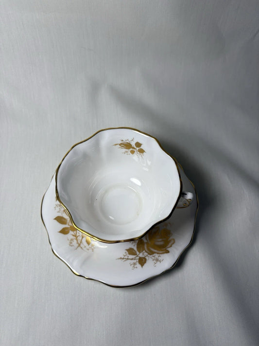 Royal Albert Golden Glory Bone China Teacup & Saucer England Gold Roses- Pings