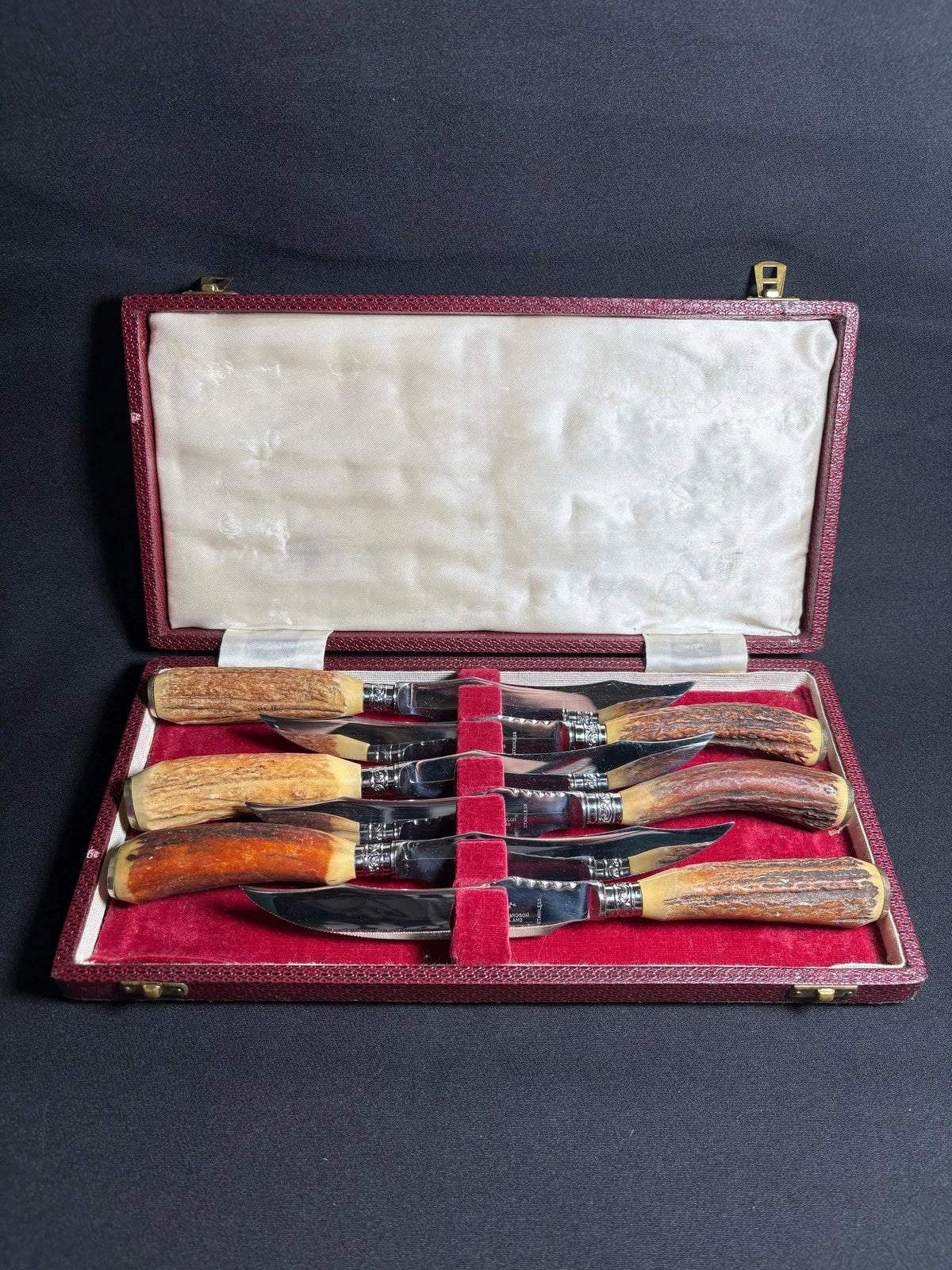 Vintage Southern & Richardson Sheffield England Steak Knife Set – Stag Antler Ha