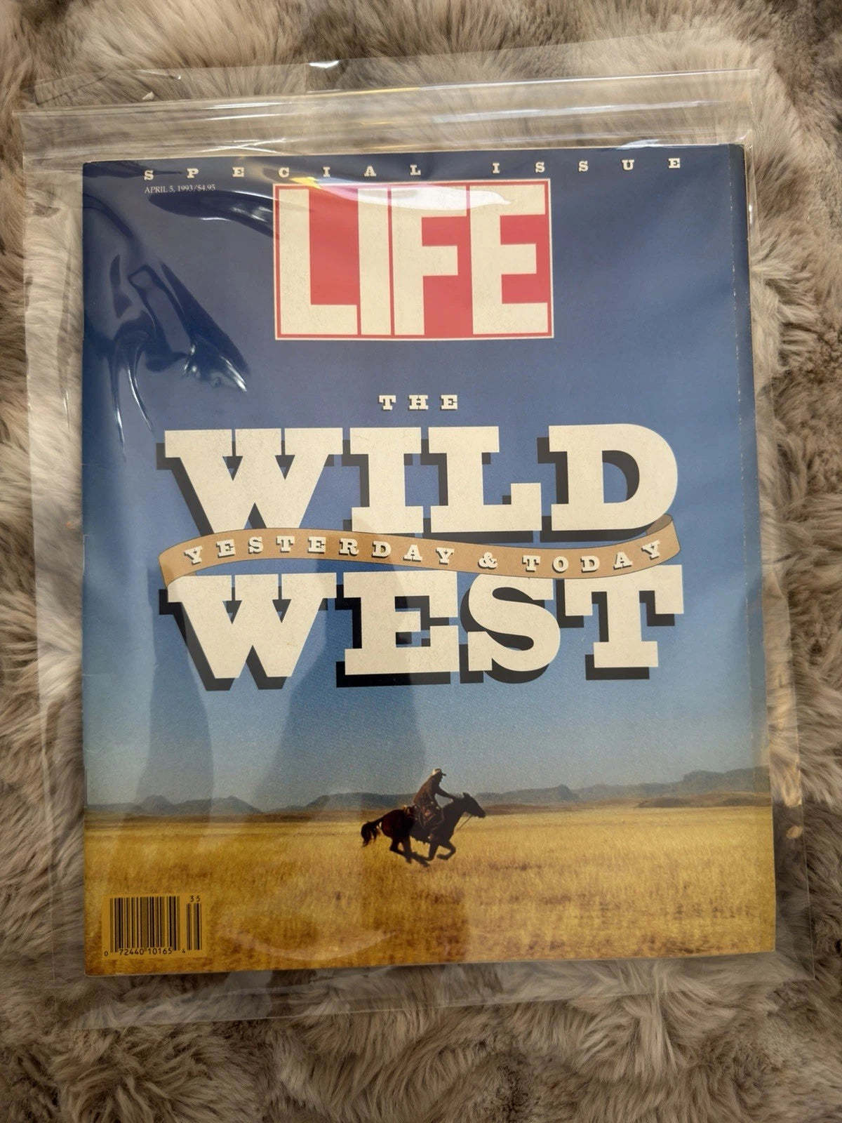 The Wild West - Vintage LIFE Magazine Issue - April 5, 1993 - Good