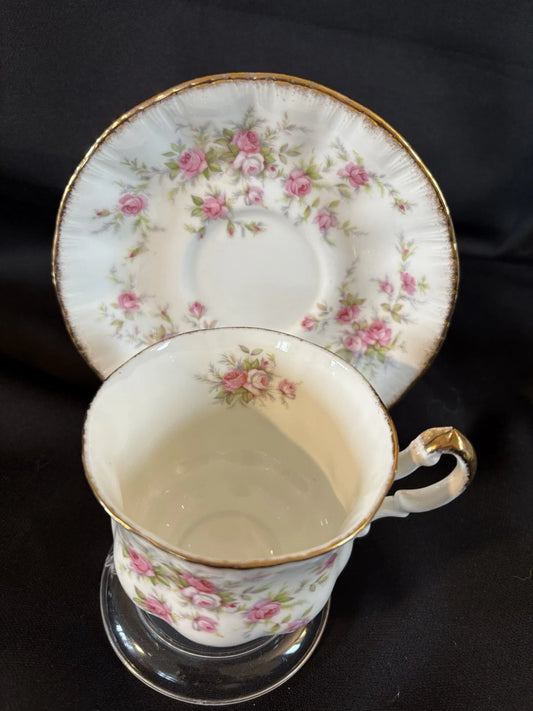 Vintage Paragon Victoriana Rose Teacup & Saucer England Bone China Gold Gilt